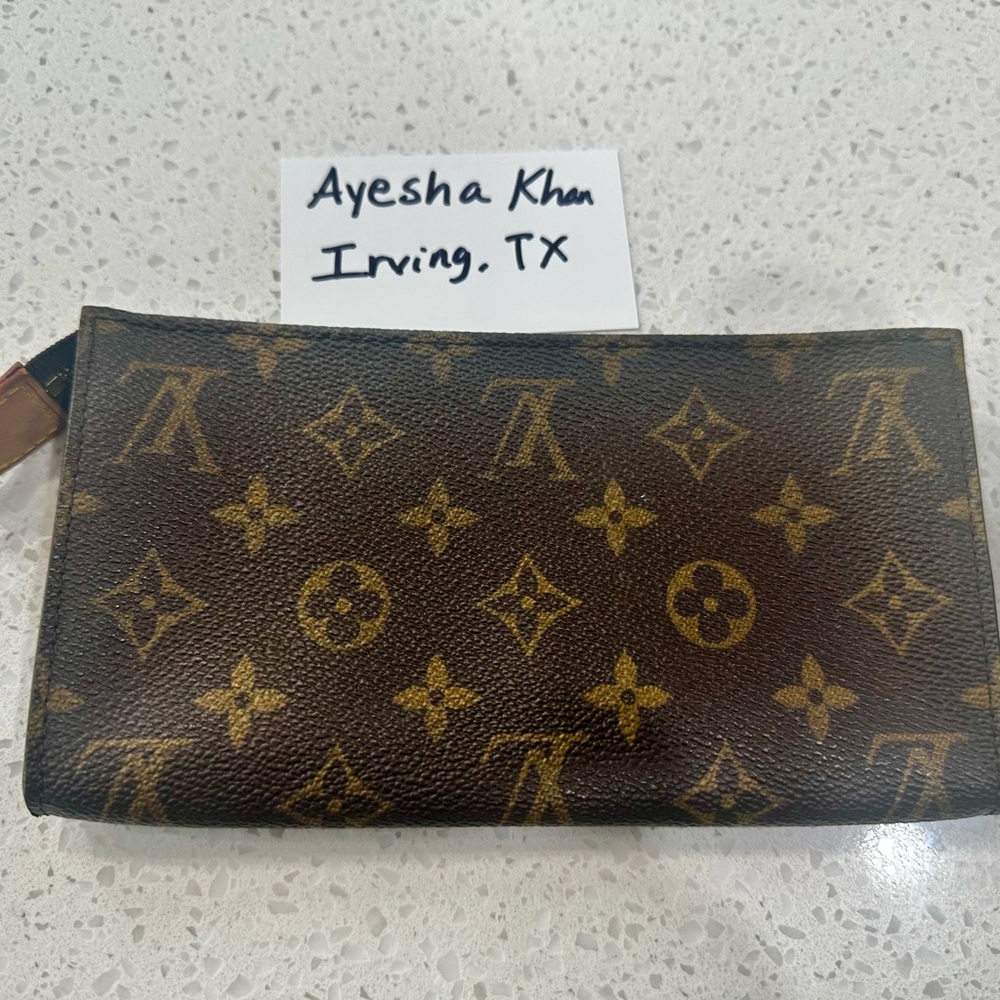 Louis Vuitton Monogram Zipper Pouch